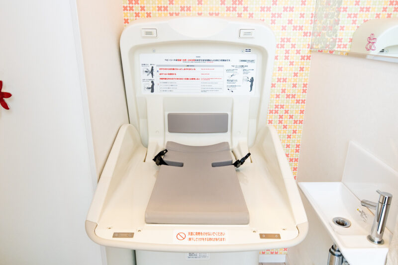 おむつ交換台